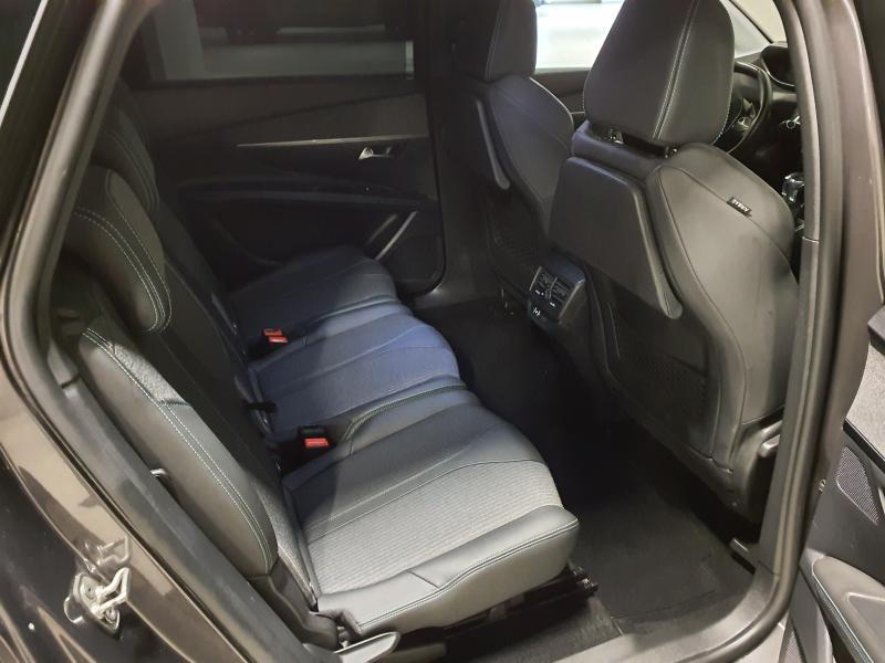Image de la voiture Peugeot 5008