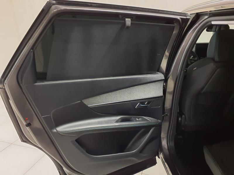 Image de la voiture Peugeot 5008