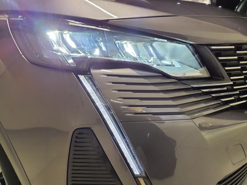 Image de la voiture Peugeot 5008