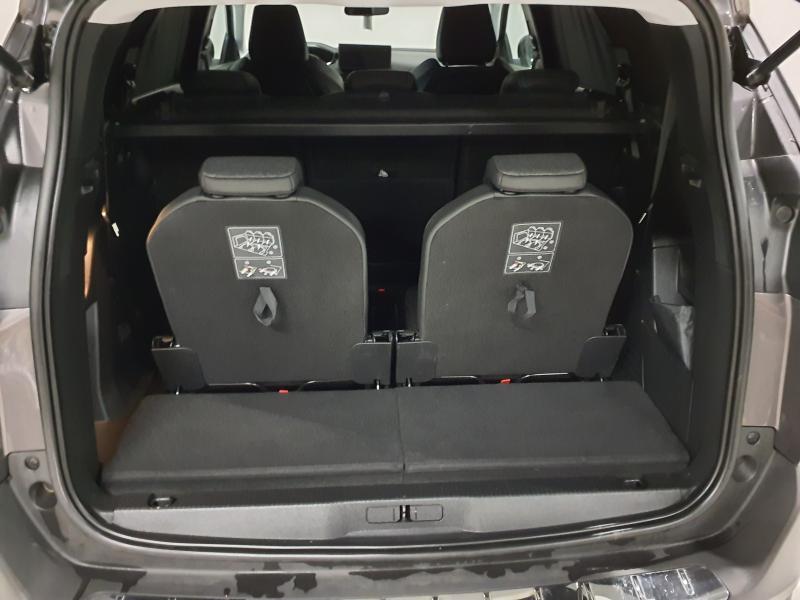 Image de la voiture Peugeot 5008