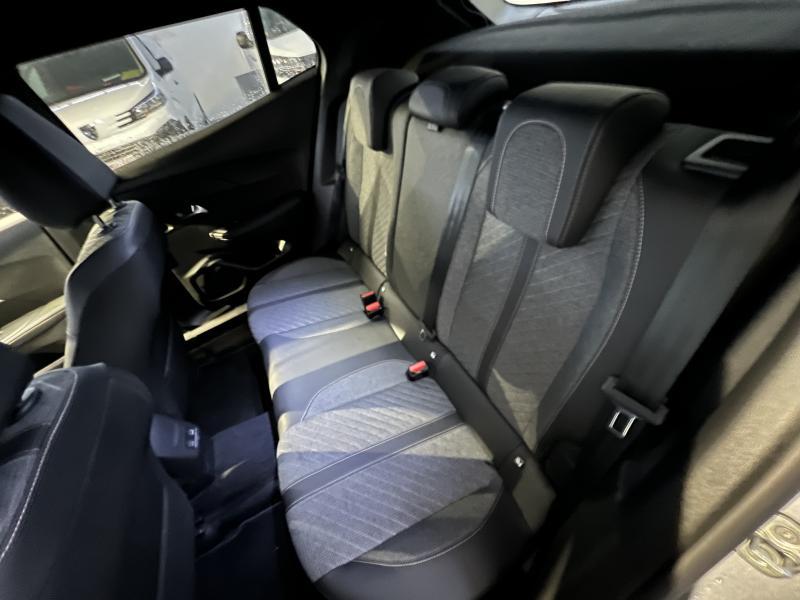 Image de la voiture Peugeot 2008