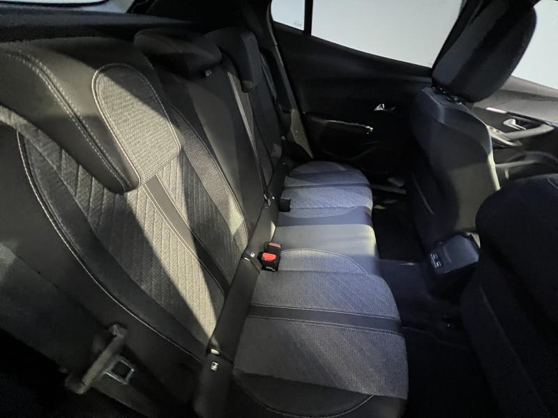 Image de la voiture Peugeot 2008