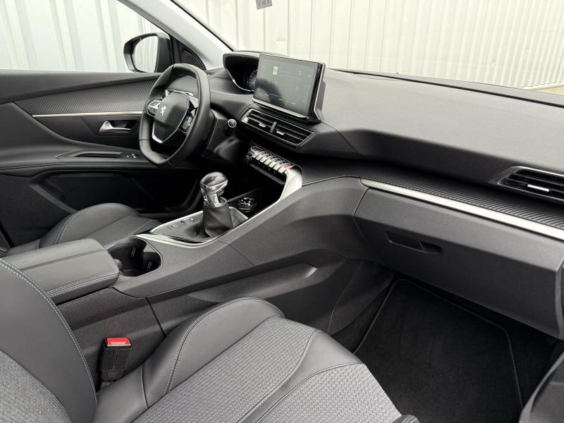 Image de la voiture Peugeot 3008