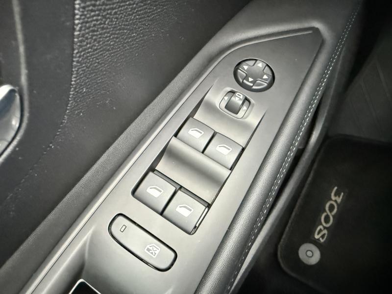 Image de la voiture Peugeot 3008