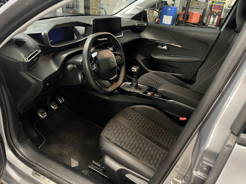 Image de la voiture Peugeot 208