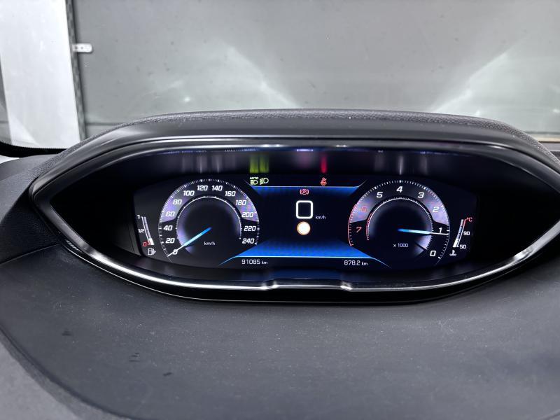 Image de la voiture Peugeot 5008