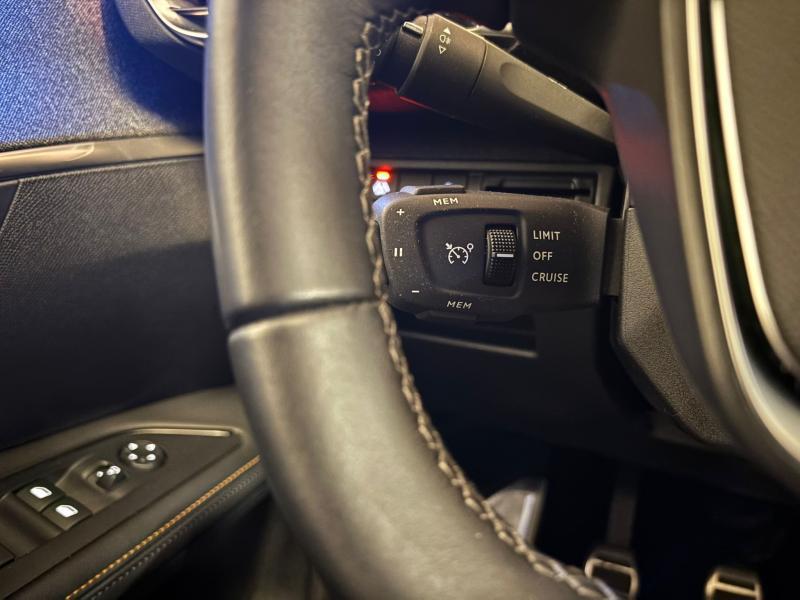 Image de la voiture Peugeot 5008