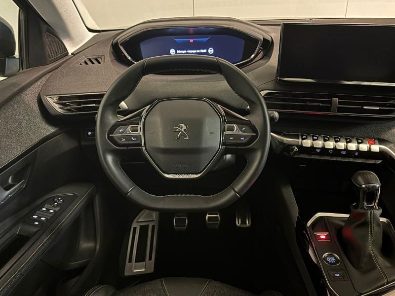 Image de la voiture Peugeot 5008