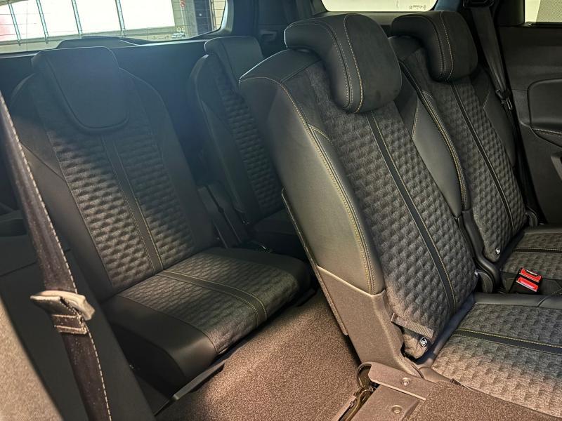 Image de la voiture Peugeot 5008