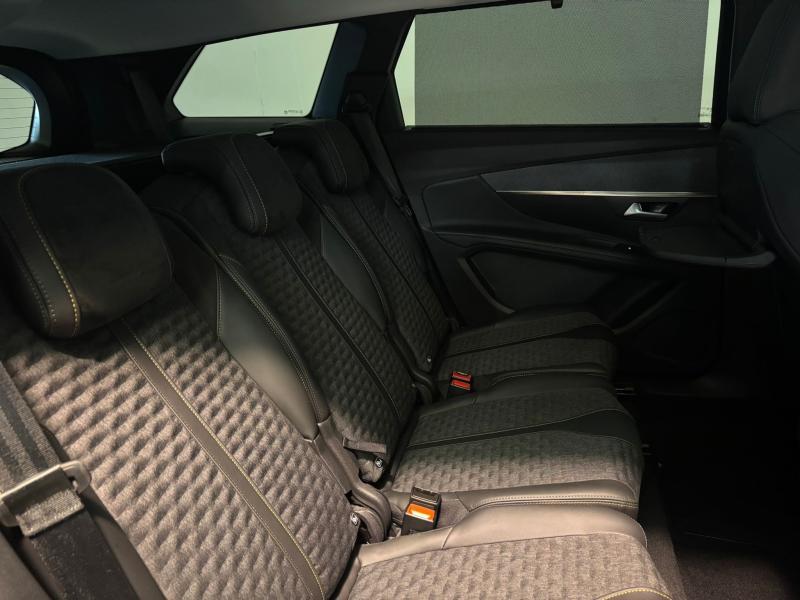 Image de la voiture Peugeot 5008