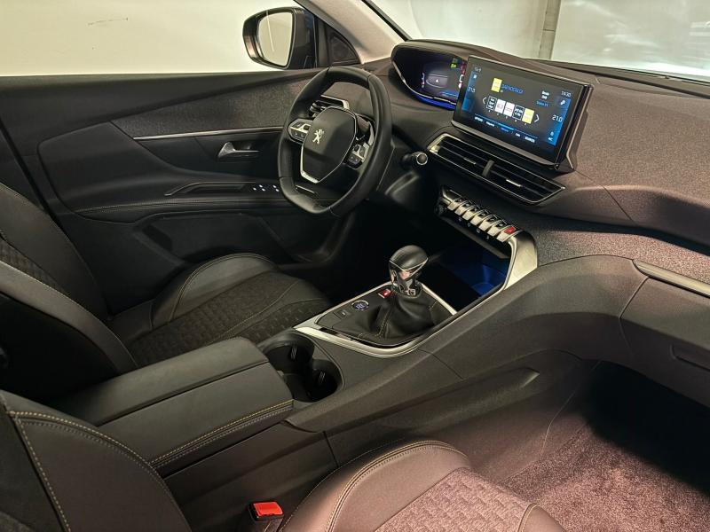 Image de la voiture Peugeot 5008