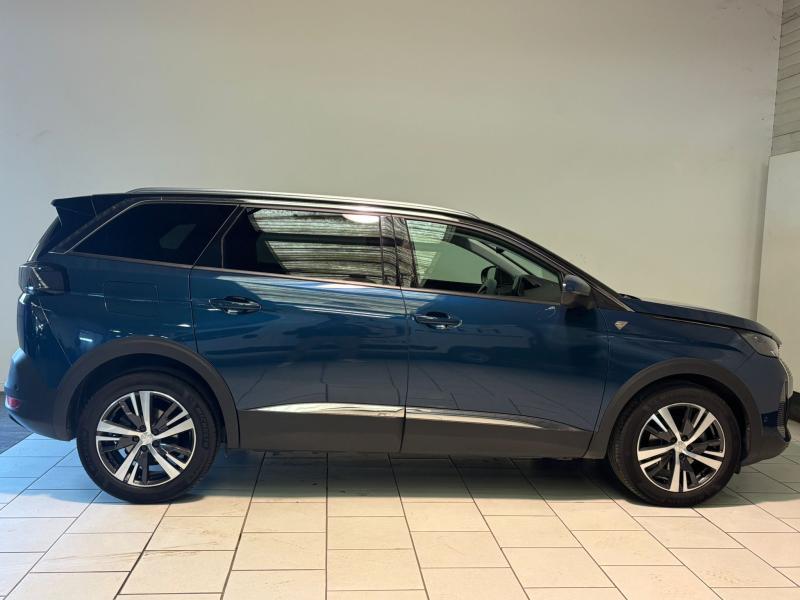 Image de la voiture Peugeot 5008