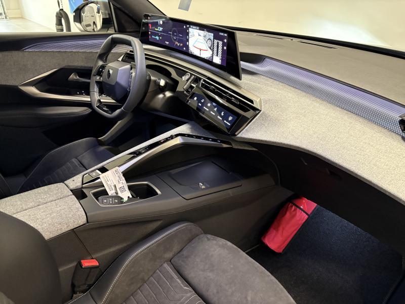 Image de la voiture Peugeot 5008