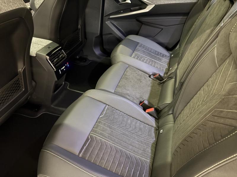 Image de la voiture Peugeot 5008