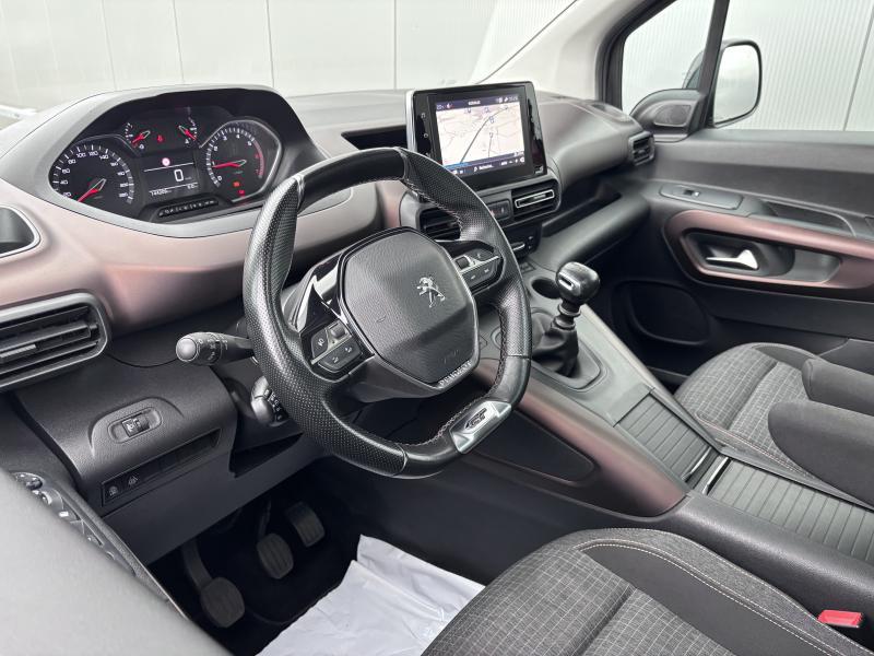 Image de la voiture Peugeot Rifter
