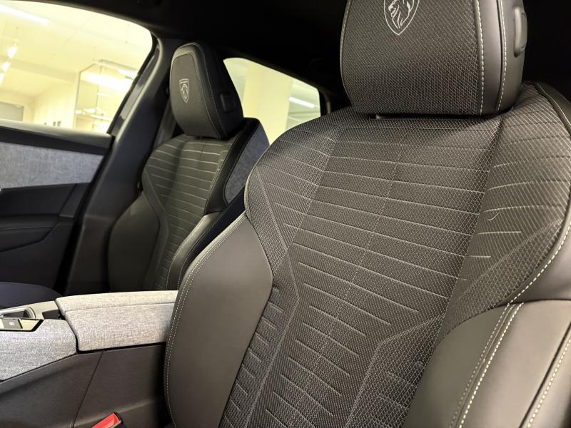 Image de la voiture Peugeot 3008