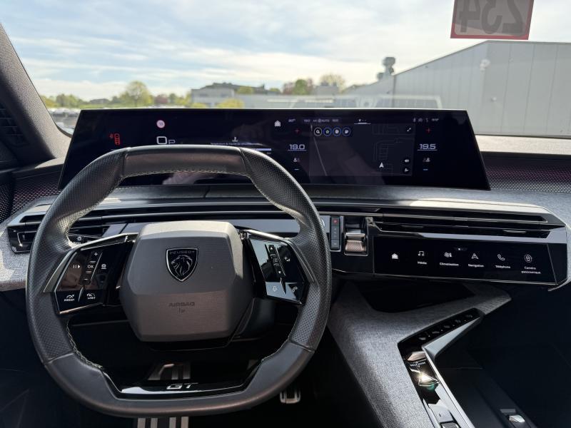 Image de la voiture Peugeot 5008