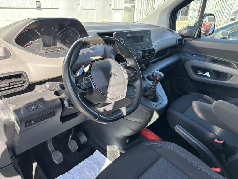 Image de la voiture Peugeot Rifter