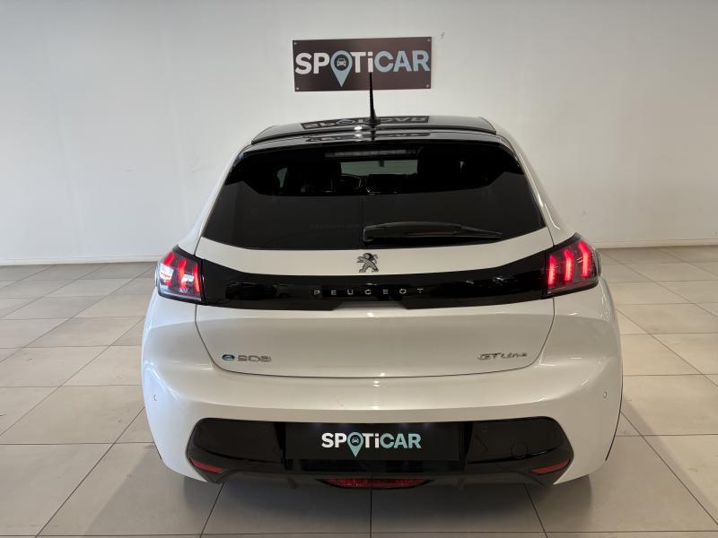 Image de la voiture Peugeot e-208