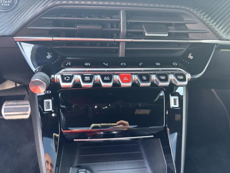 Image de la voiture Peugeot 2008