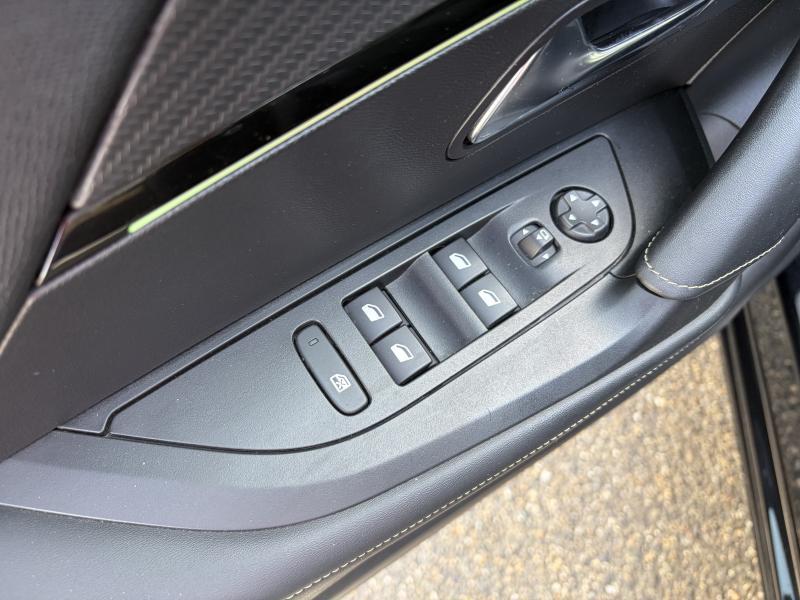 Image de la voiture Peugeot 2008
