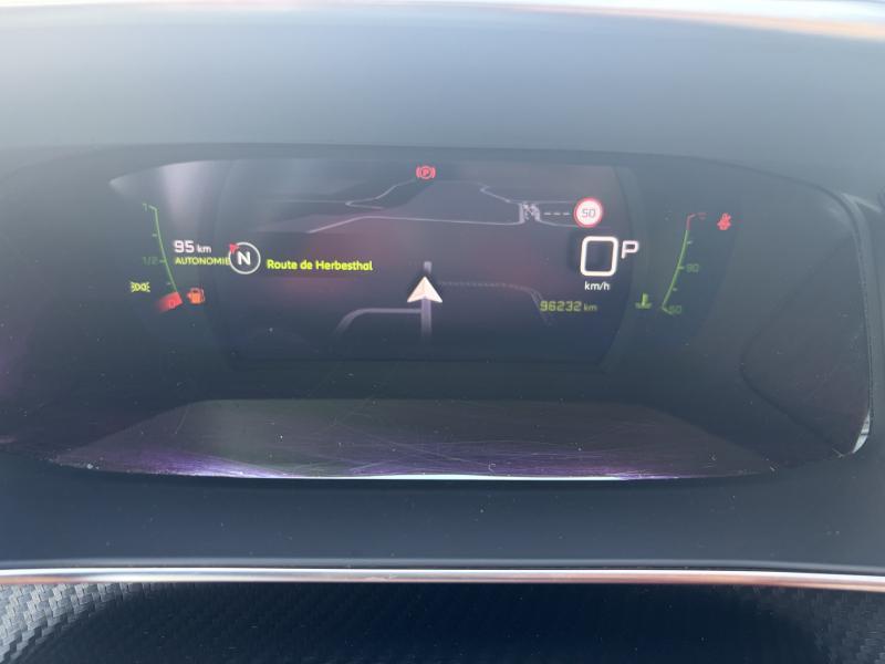 Image de la voiture Peugeot 2008