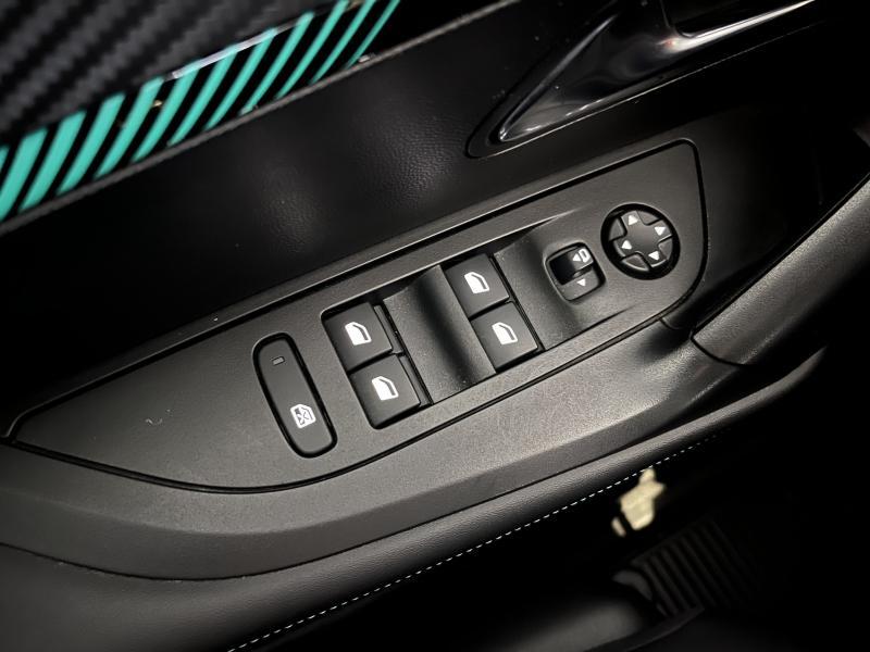 Image de la voiture Peugeot 2008