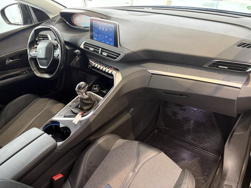 Image de la voiture Peugeot 3008