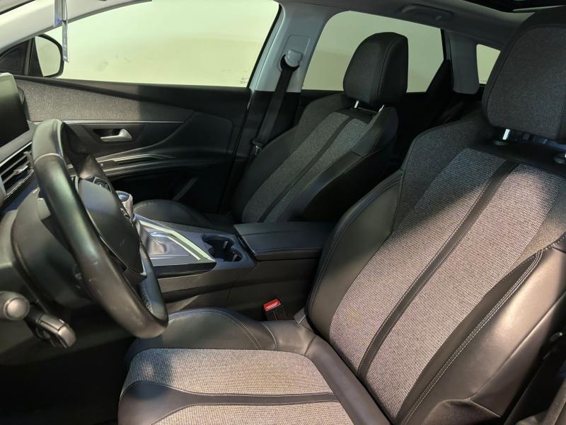 Image de la voiture Peugeot 3008