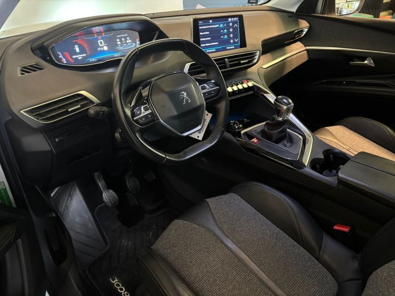 Image de la voiture Peugeot 3008