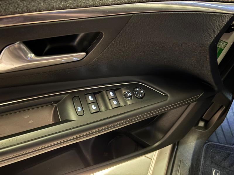 Image de la voiture Peugeot 3008