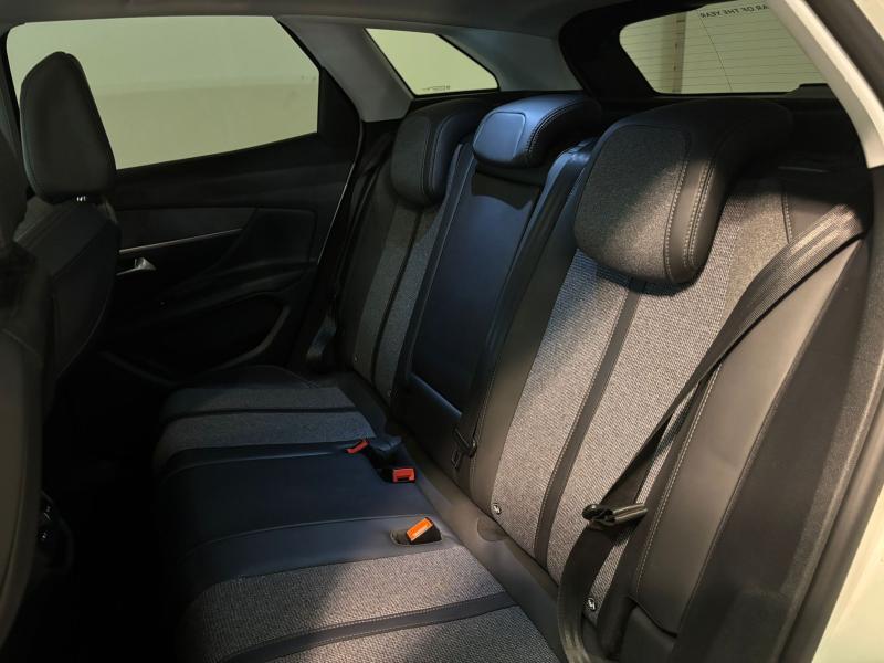 Image de la voiture Peugeot 3008