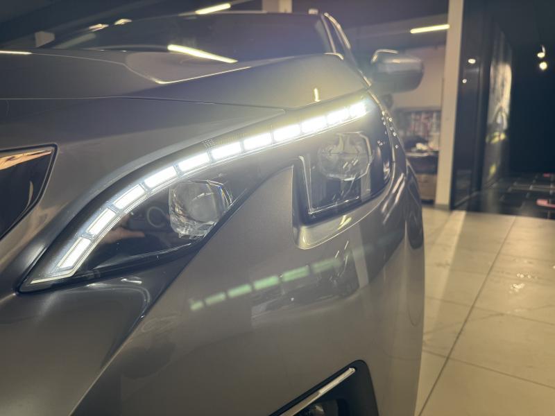Image de la voiture Peugeot 3008