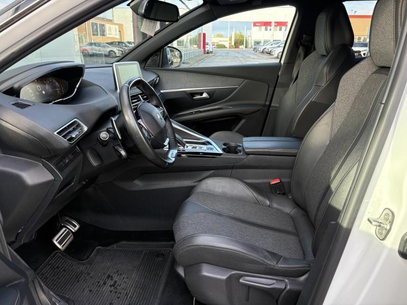 Image de la voiture Peugeot 3008