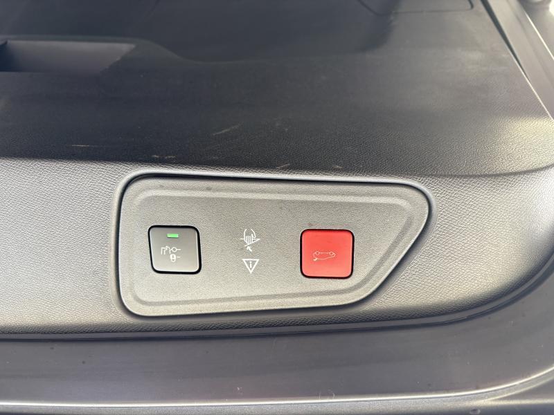 Image de la voiture Peugeot 3008