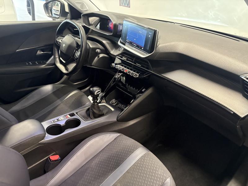 Image de la voiture Peugeot 2008