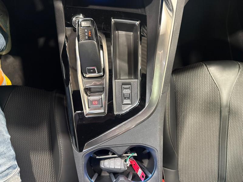 Image de la voiture Peugeot 3008