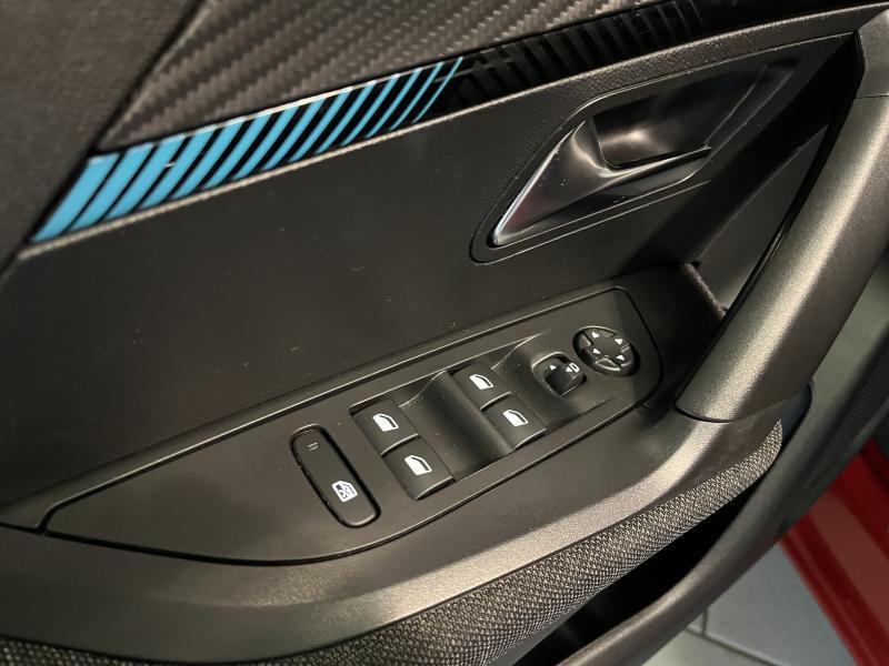 Image de la voiture Peugeot 2008