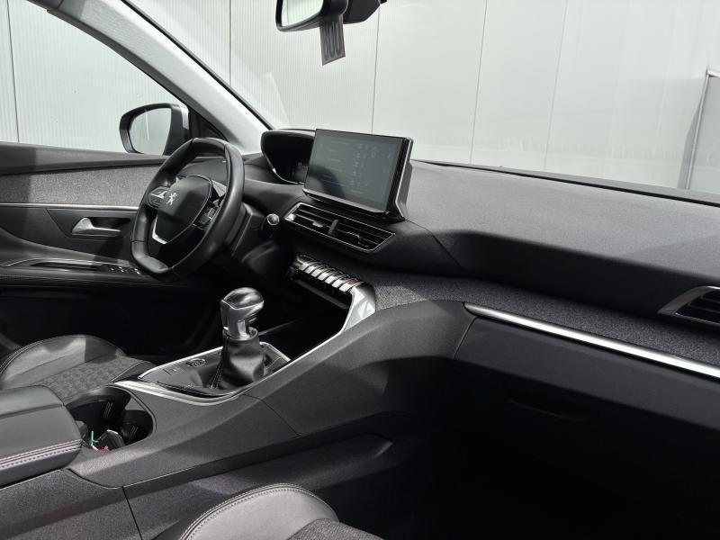 Image de la voiture Peugeot 3008