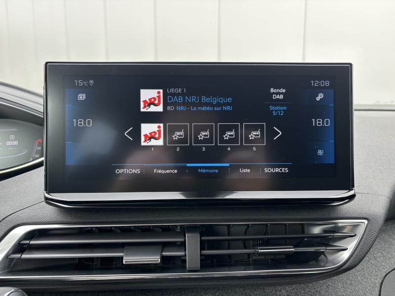 Image de la voiture Peugeot 3008