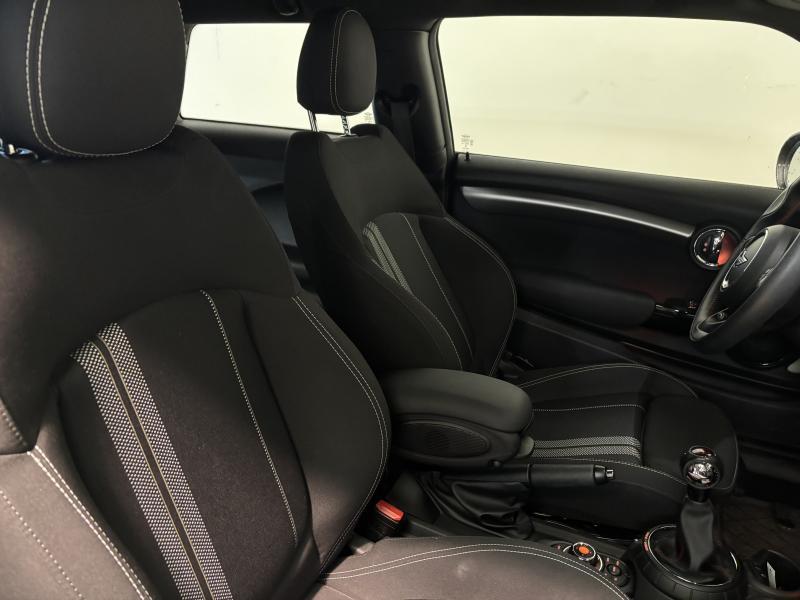 Image de la voiture MINI Cooper
