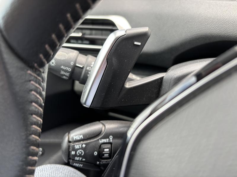 Image de la voiture Peugeot 5008