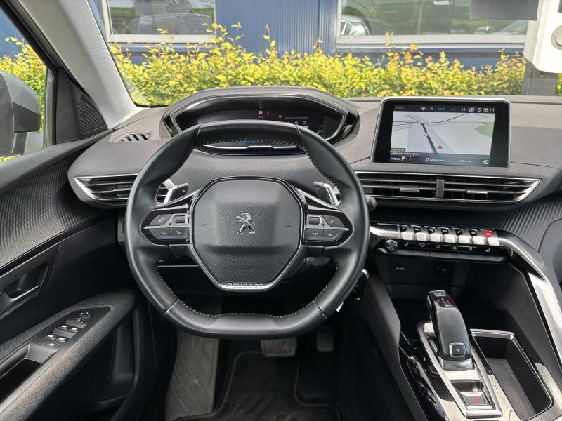 Image de la voiture Peugeot 5008