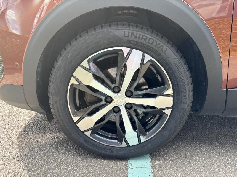 Image de la voiture Peugeot 5008