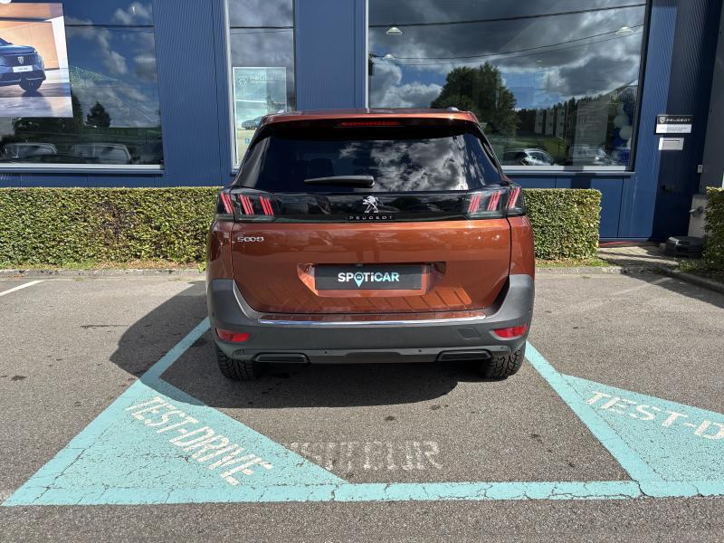Image de la voiture Peugeot 5008