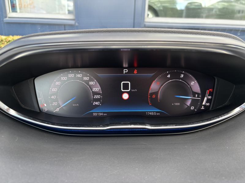 Image de la voiture Peugeot 5008