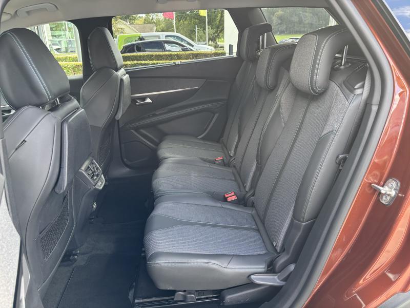 Image de la voiture Peugeot 5008