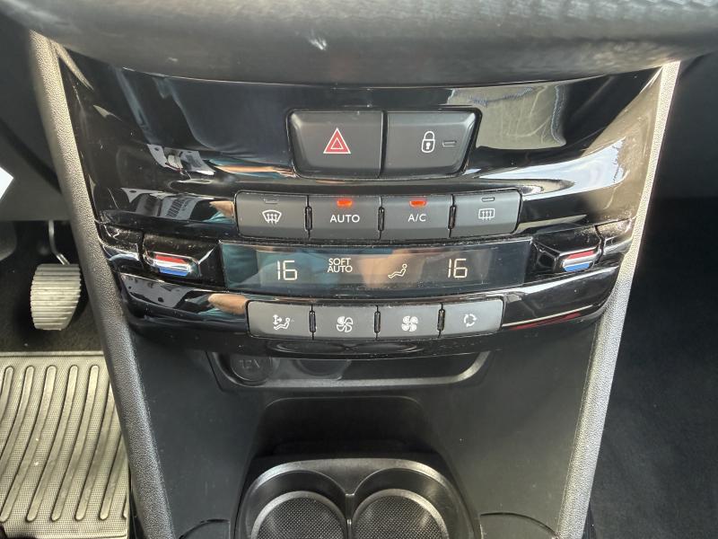 Image de la voiture Peugeot 2008
