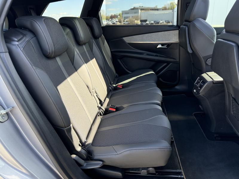 Image de la voiture Peugeot 5008