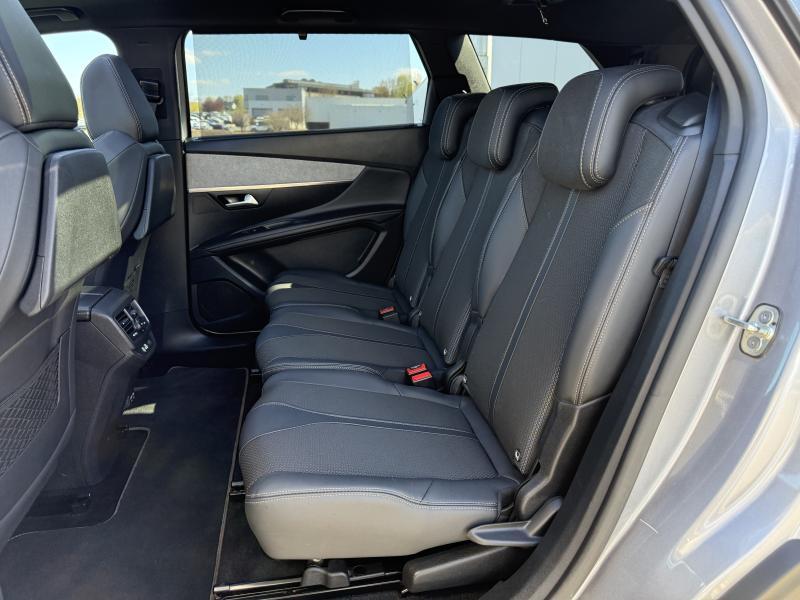 Image de la voiture Peugeot 5008